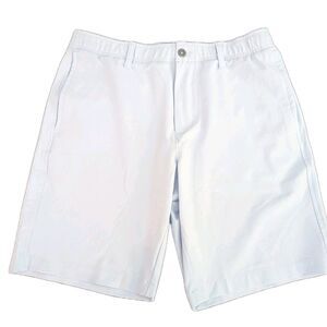 Under Armour Shorts Mens 34 Beige Heatgear Flat Front Golf Chino